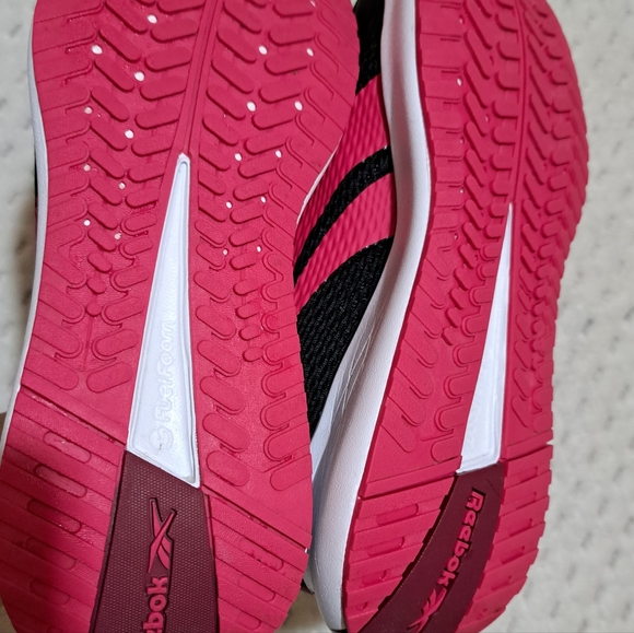 REEBOK  WOMEN  RUNNING SNEAKERS   SIZE  7.5  COLOR BLACK AND PINK  NEW - Picture 8 of 10